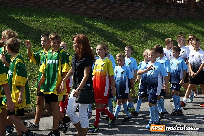 Zdjęcie w galerii na portalu naszwodzislaw.com: Potężny korowód dożynkowy w Lubomi! wiadomości z regionu