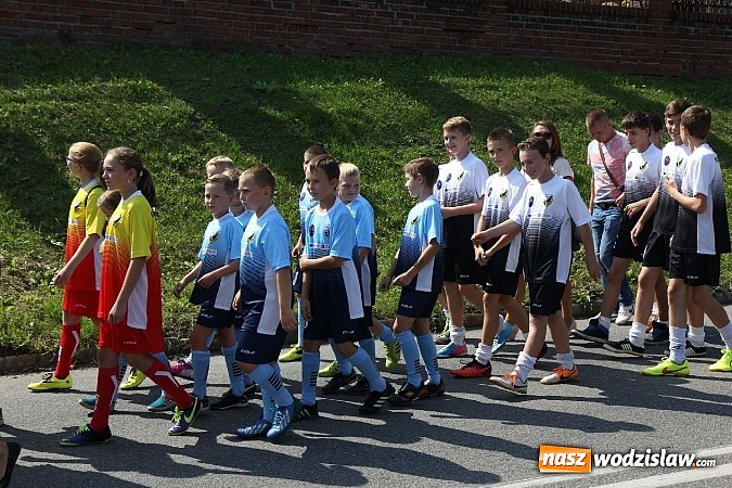 Zdjęcie w galerii na portalu naszwodzislaw.com: Potężny korowód dożynkowy w Lubomi! wiadomości z regionu