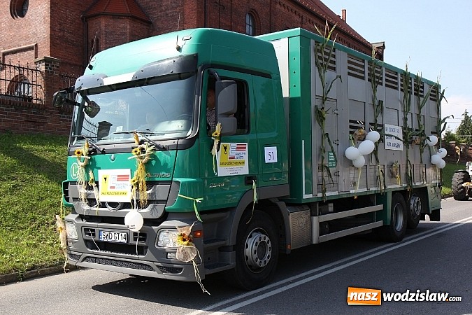 Zdjęcie w galerii na portalu naszwodzislaw.com: Potężny korowód dożynkowy w Lubomi! wiadomości z regionu