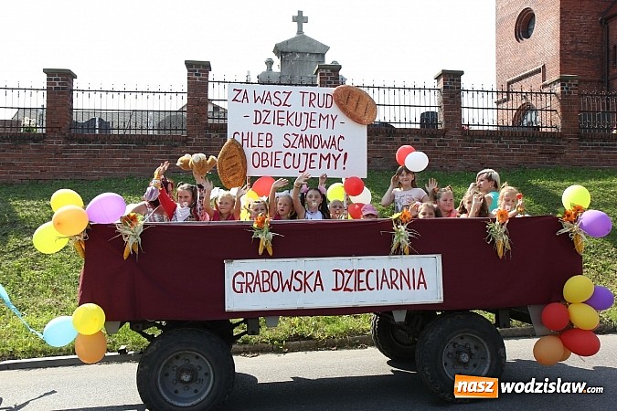 Zdjęcie w galerii na portalu naszwodzislaw.com: Potężny korowód dożynkowy w Lubomi! wiadomości z regionu