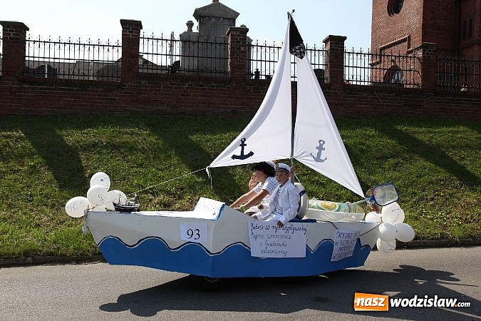 Zdjęcie w galerii na portalu naszwodzislaw.com: Potężny korowód dożynkowy w Lubomi! wiadomości z regionu