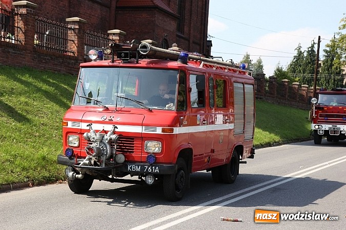 Zdjęcie w galerii na portalu naszwodzislaw.com: Potężny korowód dożynkowy w Lubomi! wiadomości z regionu