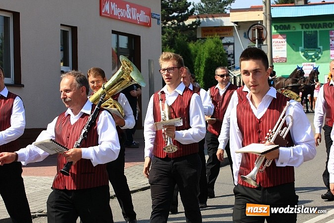Zdjęcie w galerii na portalu naszwodzislaw.com: Potężny korowód dożynkowy w Lubomi! wiadomości z regionu
