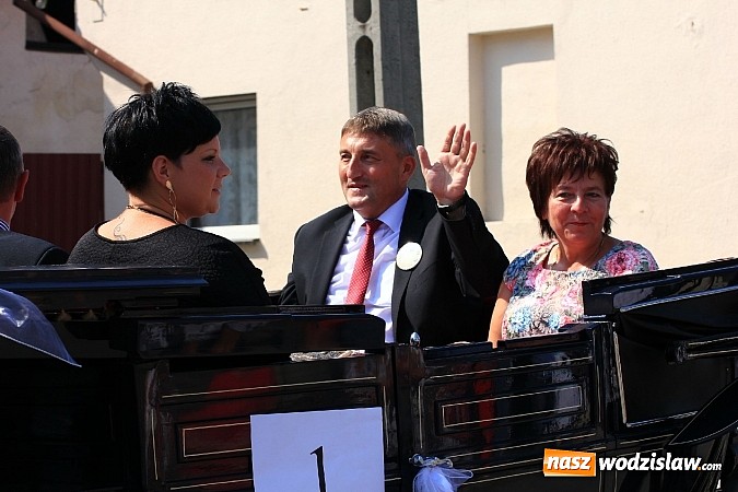 Zdjęcie w galerii na portalu naszwodzislaw.com: Potężny korowód dożynkowy w Lubomi! wiadomości z regionu