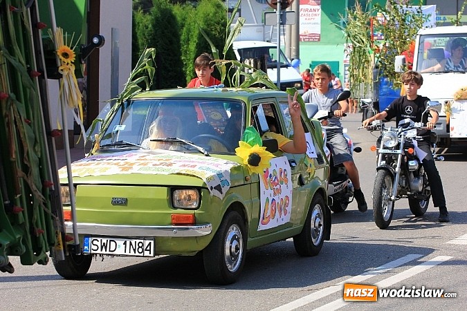 Zdjęcie w galerii na portalu naszwodzislaw.com: Potężny korowód dożynkowy w Lubomi! wiadomości z regionu