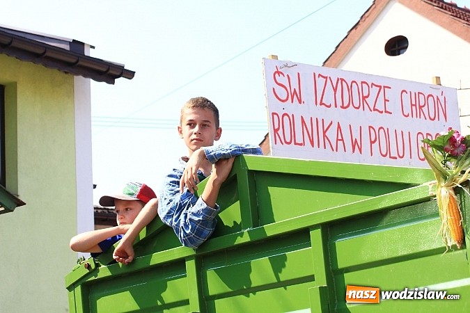 Zdjęcie w galerii na portalu naszwodzislaw.com: Potężny korowód dożynkowy w Lubomi! wiadomości z regionu