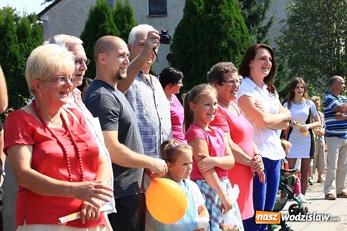 Zdjęcie w galerii na portalu naszwodzislaw.com: Potężny korowód dożynkowy w Lubomi! wiadomości z regionu