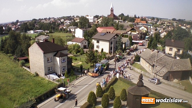 Zdjęcie w galerii na portalu naszwodzislaw.com: Potężny korowód dożynkowy w Lubomi! wiadomości z regionu