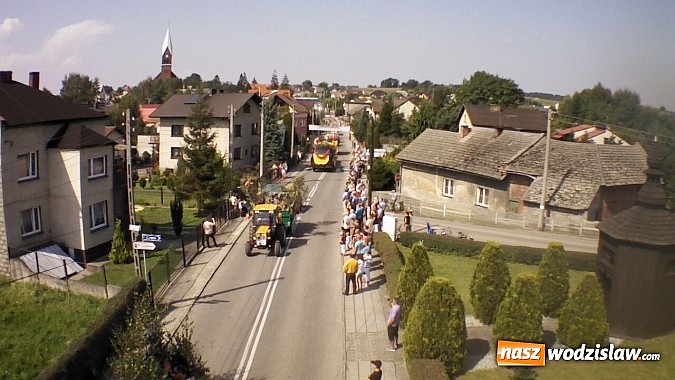 Zdjęcie w galerii na portalu naszwodzislaw.com: Potężny korowód dożynkowy w Lubomi! wiadomości z regionu
