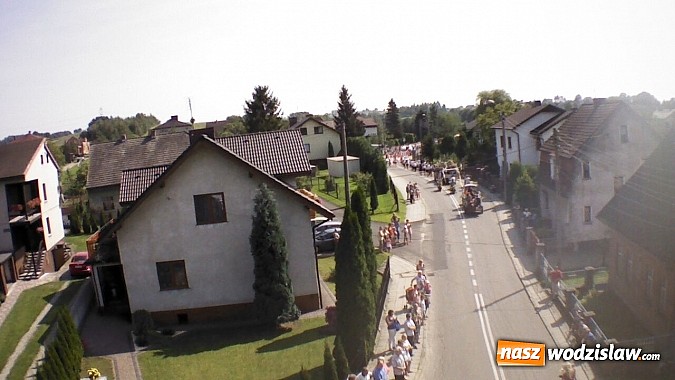 Zdjęcie w galerii na portalu naszwodzislaw.com: Potężny korowód dożynkowy w Lubomi! wiadomości z regionu