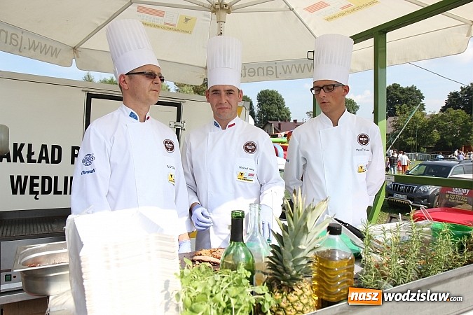 Zdjęcie w galerii na portalu naszwodzislaw.com: Pyszna wołowina na dożynkach gminnych na Grabówce prosto od Ernestyna Janety! wiadomości z regionu