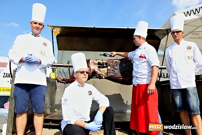 Zdjęcie w galerii na portalu naszwodzislaw.com: Pyszna wołowina na dożynkach gminnych na Grabówce prosto od Ernestyna Janety! wiadomości z regionu