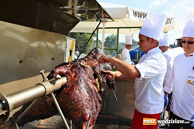 Zdjęcie w galerii na portalu naszwodzislaw.com: Pyszna wołowina na dożynkach gminnych na Grabówce prosto od Ernestyna Janety! wiadomości z regionu