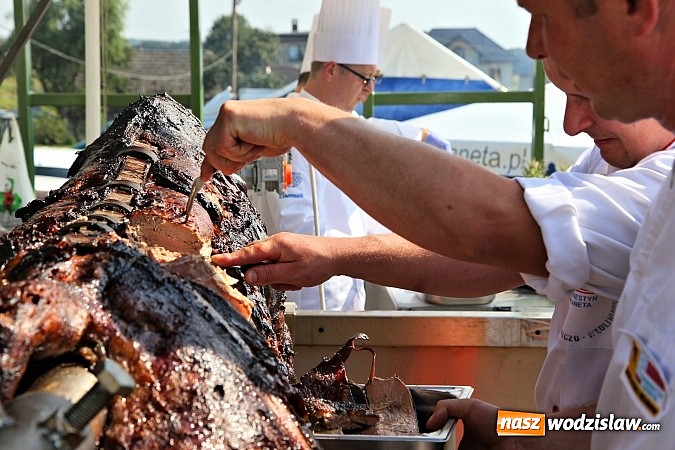 Zdjęcie w galerii na portalu naszwodzislaw.com: Pyszna wołowina na dożynkach gminnych na Grabówce prosto od Ernestyna Janety! wiadomości z regionu