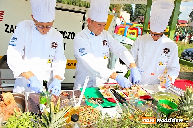 Zdjęcie w galerii na portalu naszwodzislaw.com: Pyszna wołowina na dożynkach gminnych na Grabówce prosto od Ernestyna Janety! wiadomości z regionu