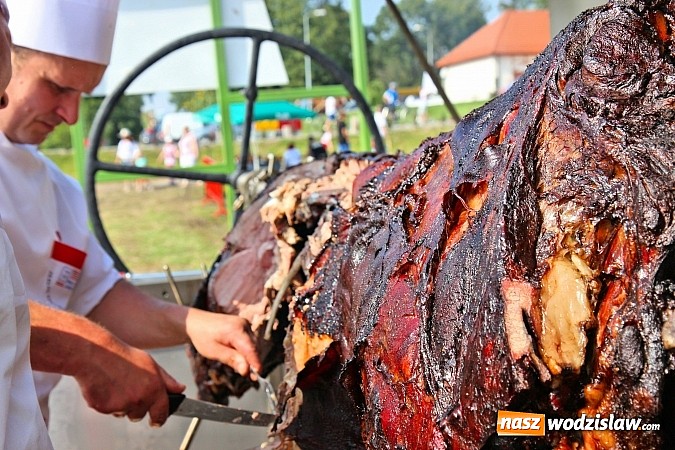 Zdjęcie w galerii na portalu naszwodzislaw.com: Pyszna wołowina na dożynkach gminnych na Grabówce prosto od Ernestyna Janety! wiadomości z regionu