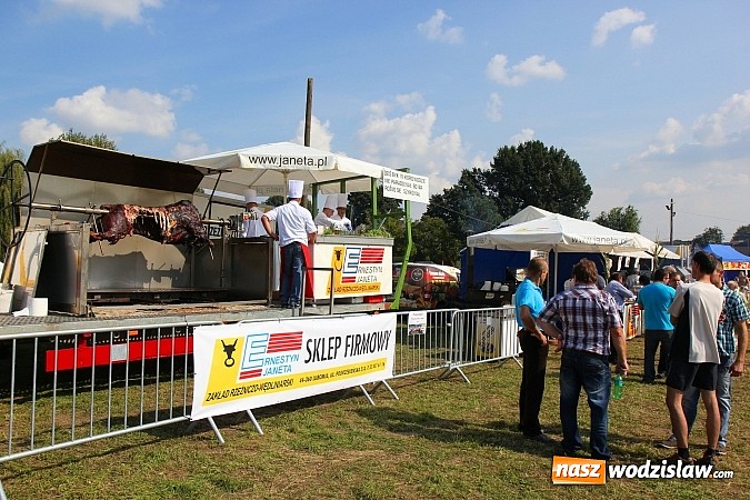 Zdjęcie w galerii na portalu naszwodzislaw.com: Pyszna wołowina na dożynkach gminnych na Grabówce prosto od Ernestyna Janety! wiadomości z regionu