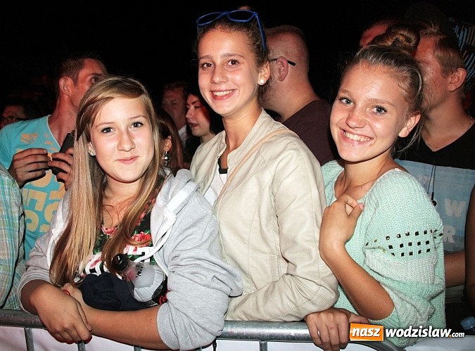 Zdjęcie w galerii na portalu naszwodzislaw.com: Energiczny koncert Dody na zakończenie dożynek w Lubomi! wiadomości z regionu