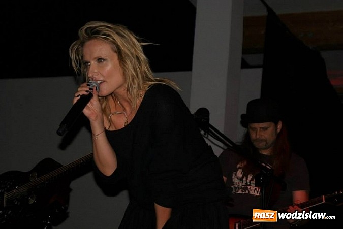 Zdjęcie w galerii na portalu naszwodzislaw.com: Dożynki w Mszanie z koncertem Patrycji Markowskiej! wiadomości z regionu