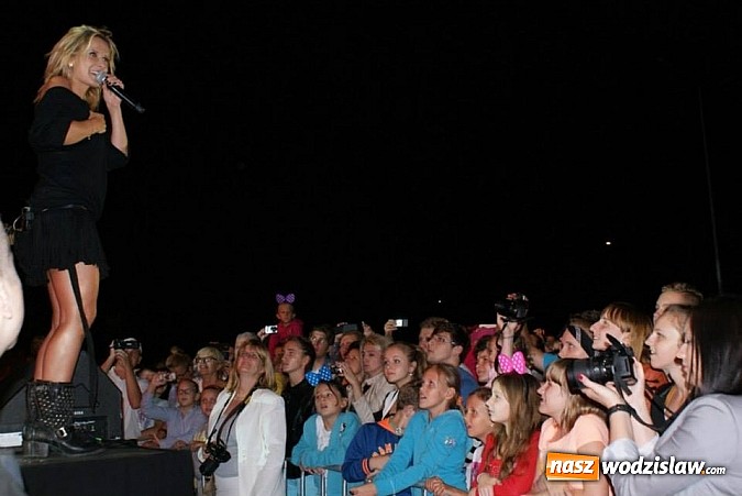 Zdjęcie w galerii na portalu naszwodzislaw.com: Dożynki w Mszanie z koncertem Patrycji Markowskiej! wiadomości z regionu