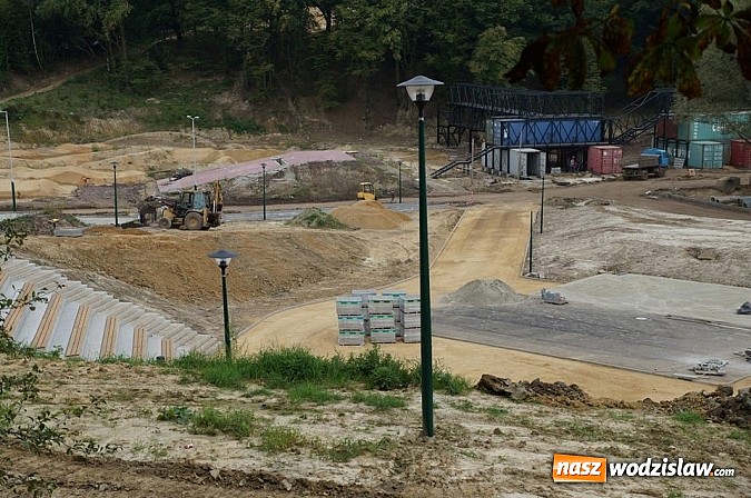 Zdjęcie w galerii na portalu naszwodzislaw.com: Zobacz jak idzie budowa Rodzinnego Parku Rozrywki w Wodzisławiu Śląskim wiadomości z regionu
