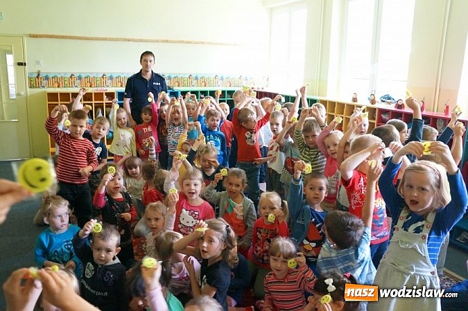 Zdjęcie w galerii na portalu naszwodzislaw.com: „Bezpieczna droga do szkoły” czyli profilaktyka wśród najmłodszych wiadomości z regionu