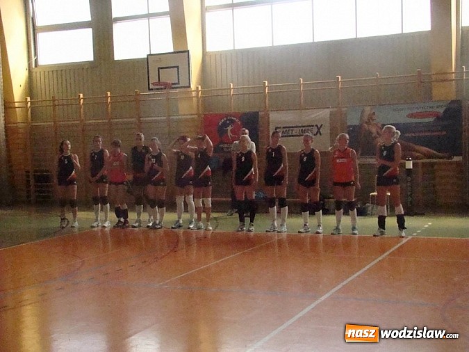 Zdjęcie w galerii na portalu naszwodzislaw.com: Siatkarskie pożegnanie lata wiadomości z regionu