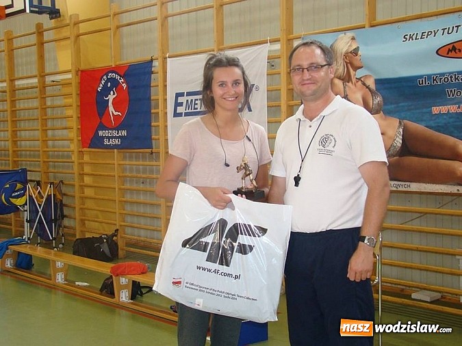 Zdjęcie w galerii na portalu naszwodzislaw.com: Siatkarskie pożegnanie lata wiadomości z regionu