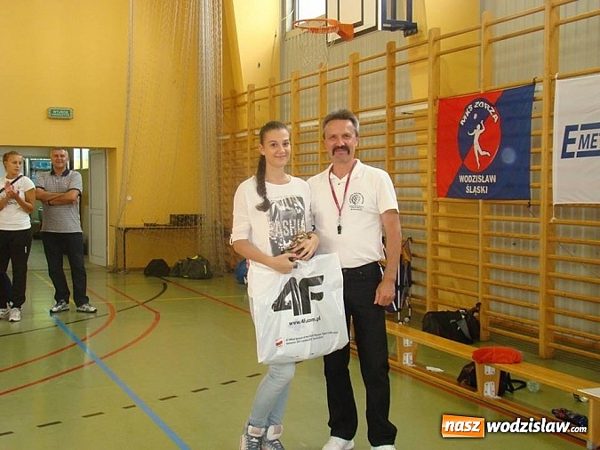 Zdjęcie w galerii na portalu naszwodzislaw.com: Siatkarskie pożegnanie lata wiadomości z regionu