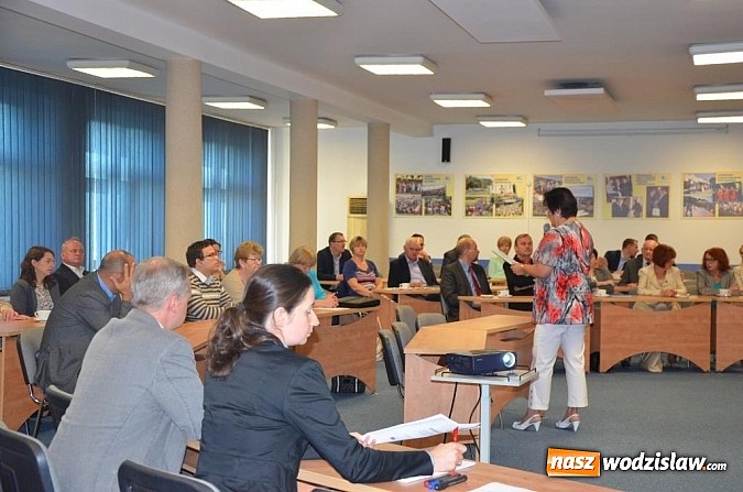 Zdjęcie w galerii na portalu naszwodzislaw.com: Starostwo rozpoczęło prace nad nową strategią rozwoju powiatu wiadomości z regionu