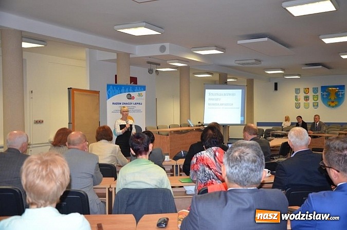 Zdjęcie w galerii na portalu naszwodzislaw.com: Starostwo rozpoczęło prace nad nową strategią rozwoju powiatu wiadomości z regionu