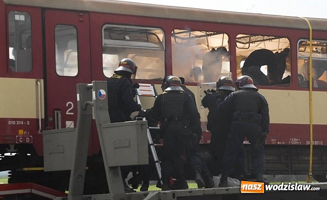 Zdjęcie w galerii na portalu naszwodzislaw.com: Tysiące widzów na Dniach NATO w Ostrawie wiadomości z regionu