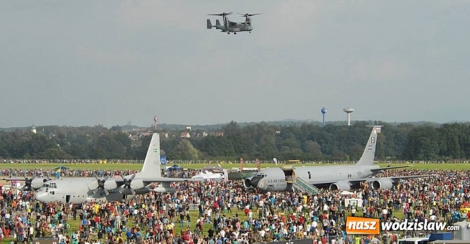 Zdjęcie w galerii na portalu naszwodzislaw.com: Tysiące widzów na Dniach NATO w Ostrawie wiadomości z regionu