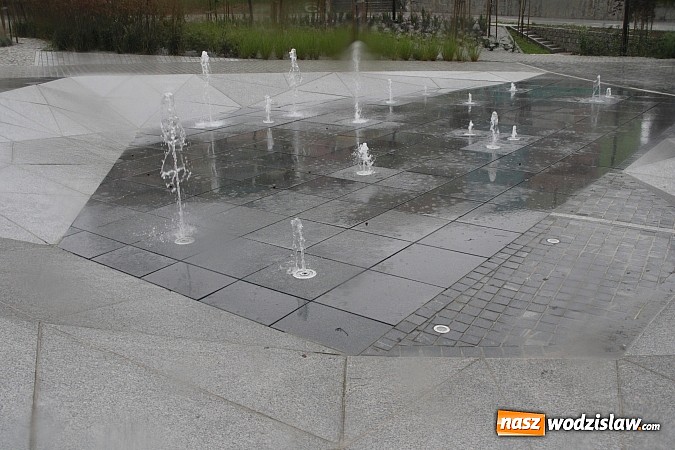 Zdjęcie w galerii na portalu naszwodzislaw.com: Rynek w Pszowie: Płyta rynku jest udostępniona tylko i wyłącznie na ryzyko wykonawcy! wiadomości z regionu