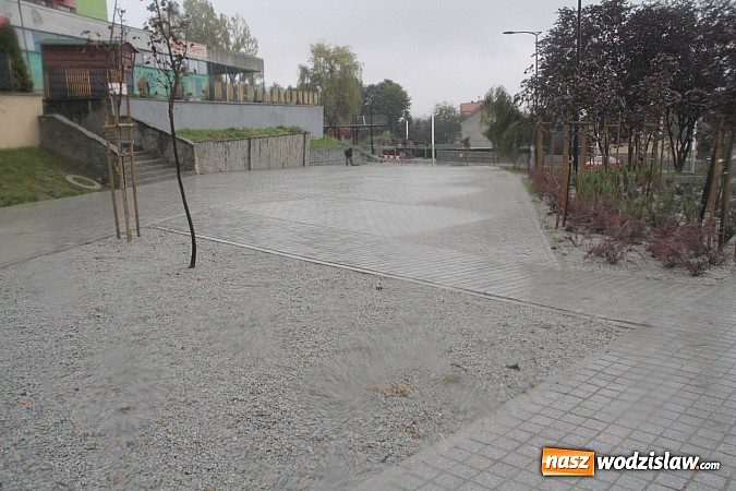 Zdjęcie w galerii na portalu naszwodzislaw.com: Rynek w Pszowie: Płyta rynku jest udostępniona tylko i wyłącznie na ryzyko wykonawcy! wiadomości z regionu