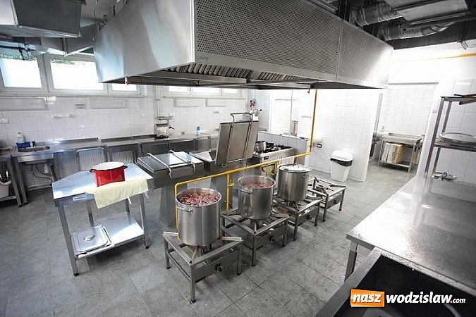 Zdjęcie w galerii na portalu naszwodzislaw.com: Nowa stołówka i kuchnia w ZSS w Radlinie kosztowała ok. 525 000 zł wiadomości z regionu