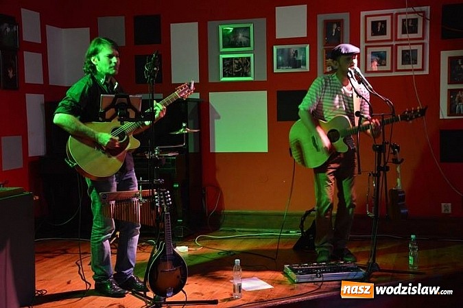 Zdjęcie w galerii na portalu naszwodzislaw.com: Francuski wokalista Romaina Lateltina w Radlinie wiadomości z regionu