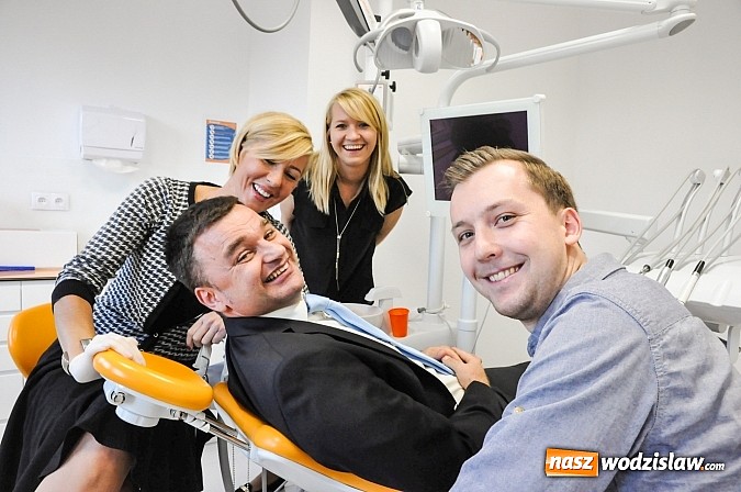 Zdjęcie w galerii na portalu naszwodzislaw.com: Dentica24 z Raciborza zainwestowała w Rybniku wiadomości z regionu