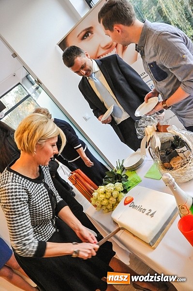 Zdjęcie w galerii na portalu naszwodzislaw.com: Dentica24 z Raciborza zainwestowała w Rybniku wiadomości z regionu