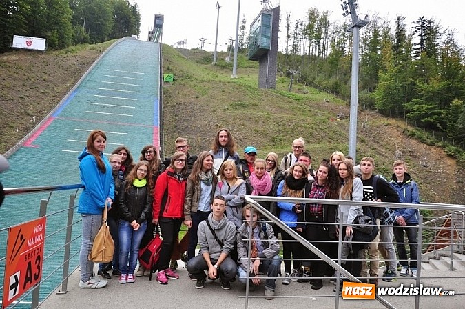 Zdjęcie w galerii na portalu naszwodzislaw.com: Rajd górski licealistów ze Skalnej w Rydułtowach wiadomości z regionu