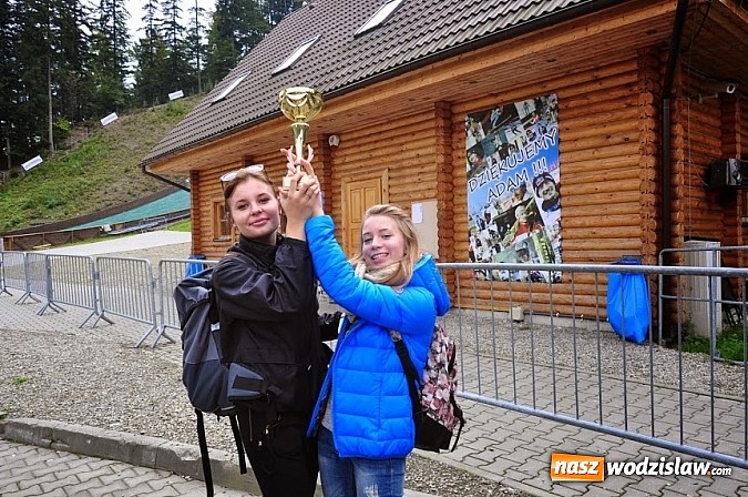 Zdjęcie w galerii na portalu naszwodzislaw.com: Rajd górski licealistów ze Skalnej w Rydułtowach wiadomości z regionu