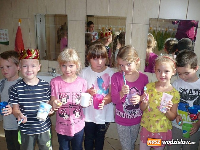 Zdjęcie w galerii na portalu naszwodzislaw.com: Przedszkolaki biły rekord Guinnessa! wiadomości z regionu