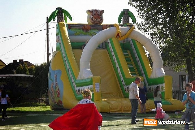 Zdjęcie w galerii na portalu naszwodzislaw.com: Rodzinny festyn w „dwójce”  wiadomości z regionu