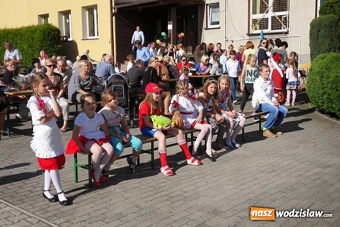 Zdjęcie w galerii na portalu naszwodzislaw.com: Rodzinny festyn w „dwójce”  wiadomości z regionu