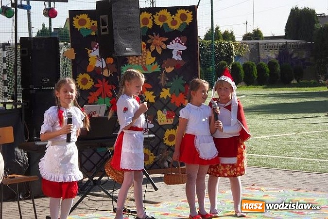 Zdjęcie w galerii na portalu naszwodzislaw.com: Rodzinny festyn w „dwójce”  wiadomości z regionu