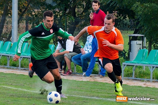 Zdjęcie w galerii na portalu naszwodzislaw.com: B klasa: Olza nie sprostała Wichrowi Płonia wiadomości z regionu