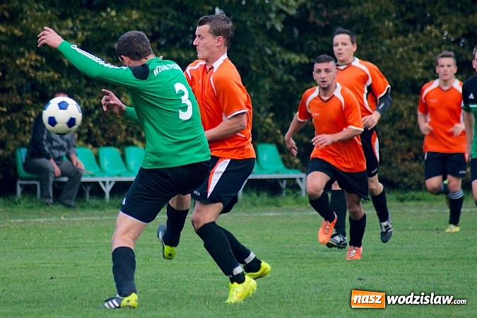 Zdjęcie w galerii na portalu naszwodzislaw.com: B klasa: Olza nie sprostała Wichrowi Płonia wiadomości z regionu