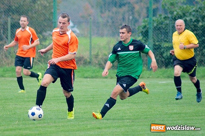 Zdjęcie w galerii na portalu naszwodzislaw.com: B klasa: Olza nie sprostała Wichrowi Płonia wiadomości z regionu