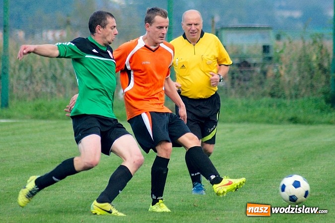 Zdjęcie w galerii na portalu naszwodzislaw.com: B klasa: Olza nie sprostała Wichrowi Płonia wiadomości z regionu