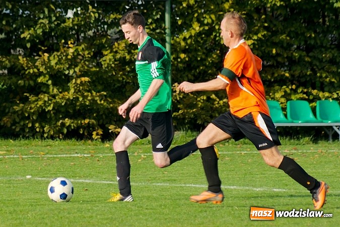 Zdjęcie w galerii na portalu naszwodzislaw.com: B klasa: Olza nie sprostała Wichrowi Płonia wiadomości z regionu